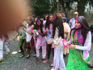 Holi11